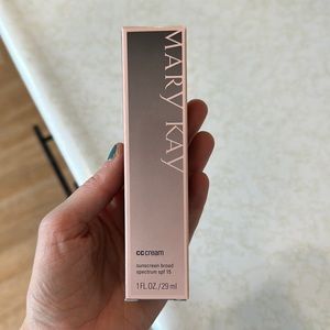 Mary Kay CC Cream Very Light Natural Sunscreen SPF 15